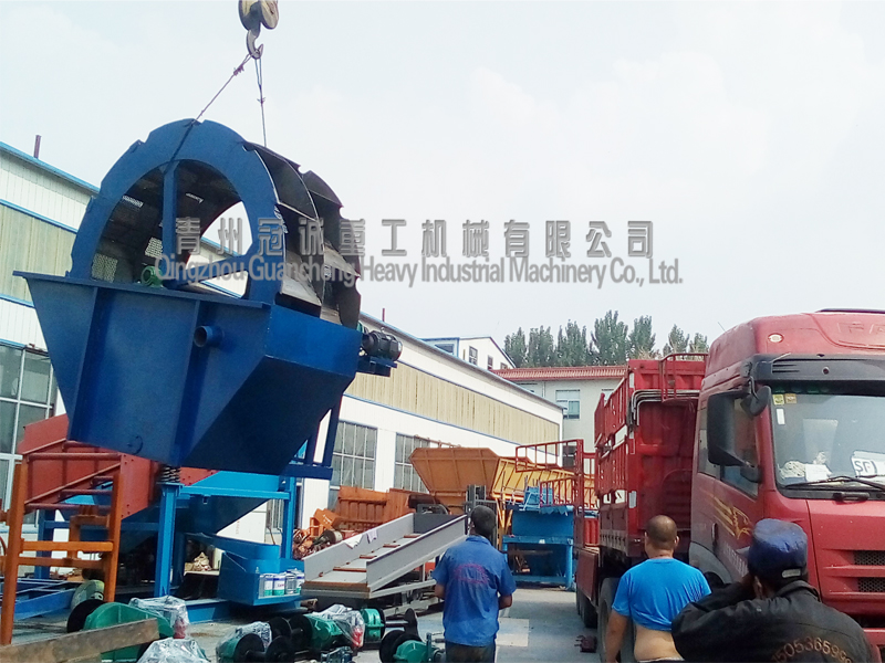 Wheel type sand washing machine send to customer