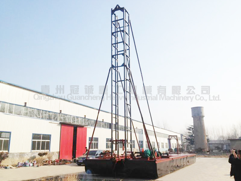 river drilling sand dredger